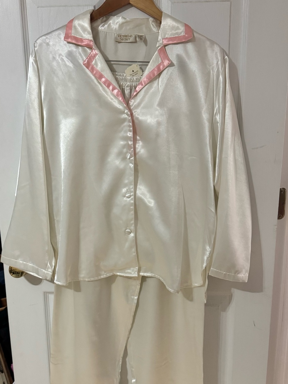 Vintage Victoria's Secret NWT Deadstock Satin Pajama Set M Gold Tag 90s